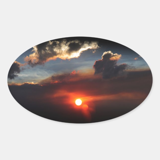 Sticker Ovale belle photo de coucher de soleil enfumé (Devant)