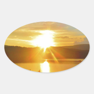 Sticker Ovale Coucher de soleil sur le lac Arrowhead