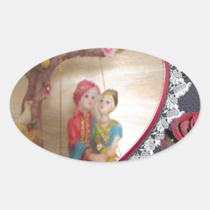 Sticker Ovale Couple asiatique de mariage sur une balançoire en 