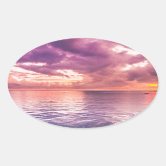 Sticker Ovale Inspiration du coucher de soleil sur l'océan