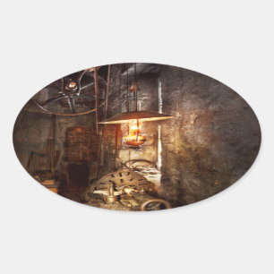 Sticker Ovale Machiniste - tour - le coin d'un vieil atelier