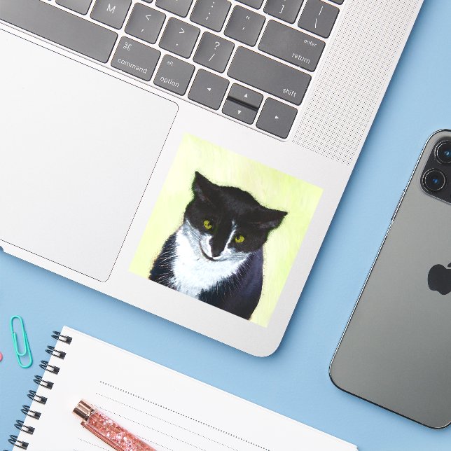 Sticker Peinture de chat Tuxedo - Cute Original Cat Art (Ordinateur portable avec iPhone)