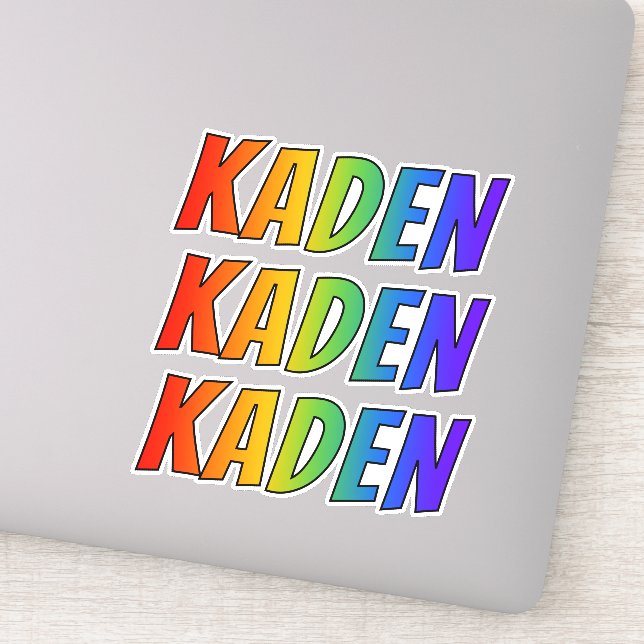 Sticker Prénom "KADEN" avec colorant arc-en-ciel amusant (Détail)
