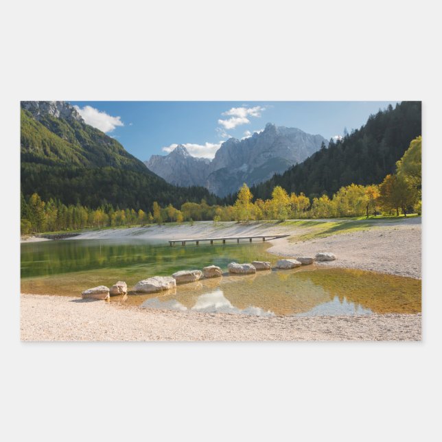 Sticker Rectangulaire Le lac Jasna dans les Alpes slovènes à l'automne (Devant)