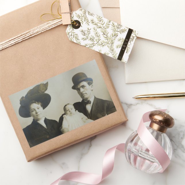 Sticker Rectangulaire Papa malaisé dans la famille Bowler RPPC B&W Photo (Cadeaux)