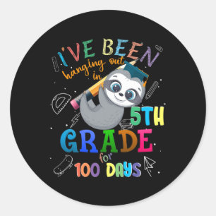 Sticker Rond 100 Jours De Parcours À L'École Qui S'Étend En 5E