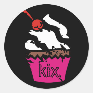 Sticker Rond 311-Kickin' Cupcake