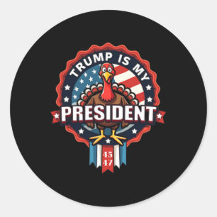 Sticker Rond 45 47 Trump 2024 Drapeau conservateur américain Pa