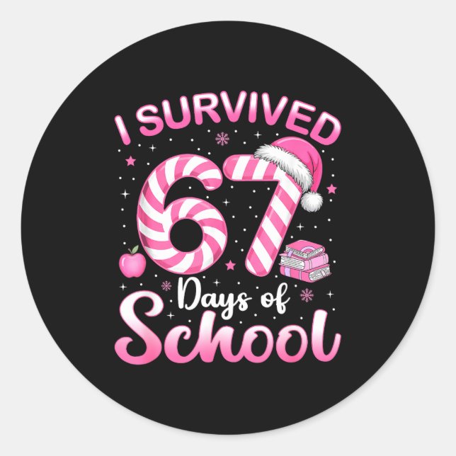 Sticker Rond 67 Christmas Shirt Teacher Kids I Survived 67 Days (Devant)