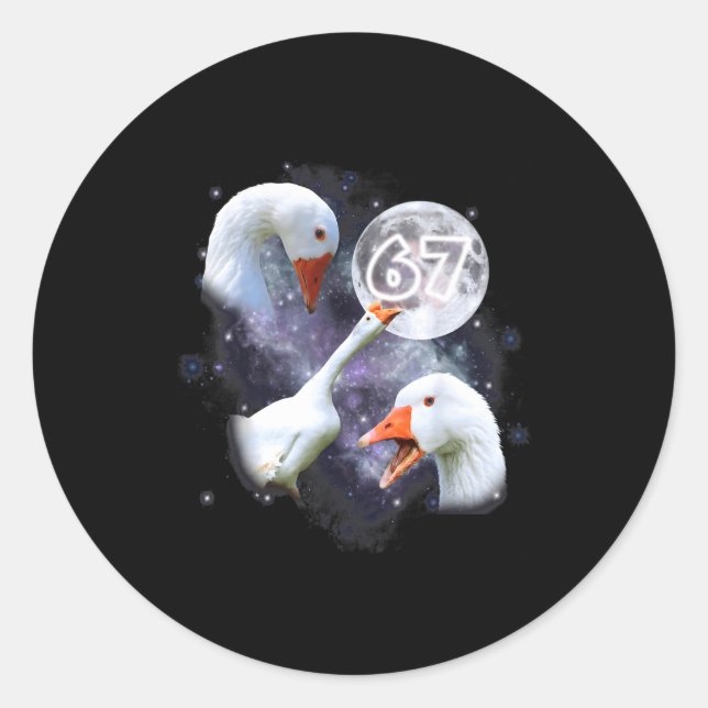 Sticker Rond 67 Meme Goose Howling At The Moon Funny Six Seven  (Devant)
