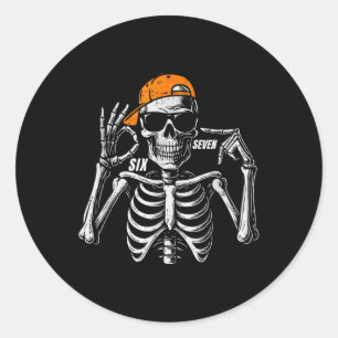 Sticker Rond 67 Mème Squelette Tendance Halloween Drôle Six Sep