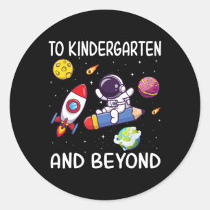 Sticker Rond À la maternelle et au-delà Astronaute Retour à l'é