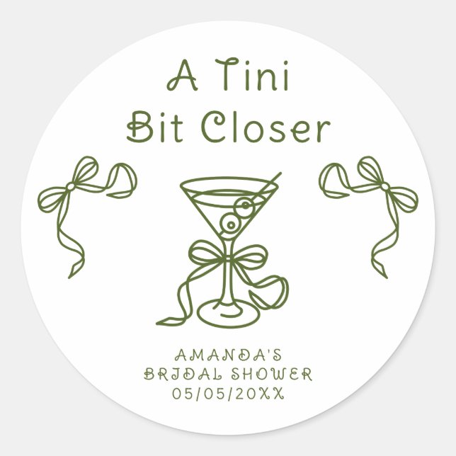 Sticker Rond A Tini Bit Closer Baby shower  (Devant)