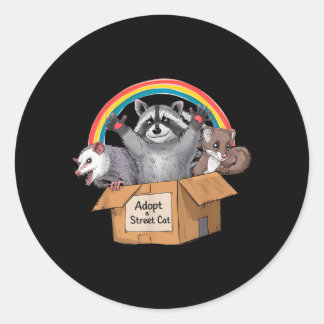 Sticker Rond Adopter un chat de rue Opossum Raton laveur Mouffe