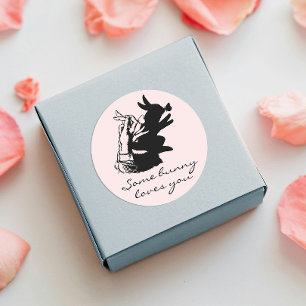 Sticker Rond Adorable Lapin Amour Pun Noir Ombre Main Sur Rose