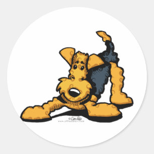 Sticker Rond Airedale Terrier en jeu
