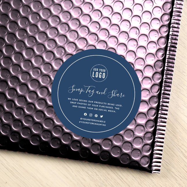 Sticker Rond Ajouter un logo Bordure blanche Snap et partager u (Créateur téléchargé)