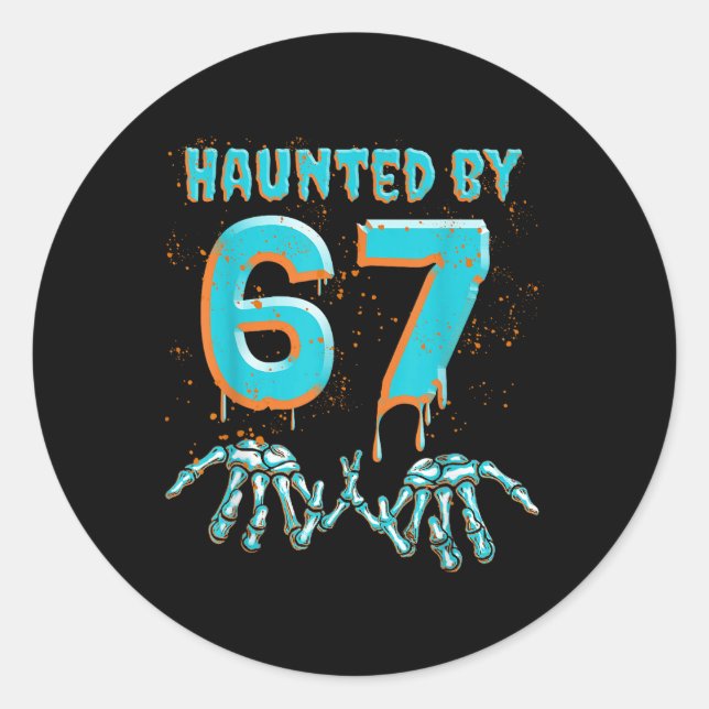 Sticker Rond Amusant 67 Mème Halloween Main de squelette hantée (Devant)