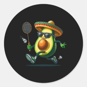 Sticker Rond Amusant Cinco De Mayo Avocado Montrant Les Compéte
