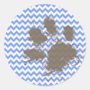 Sticker Rond Amusant Empreinte de patte boueux sur Blue Chevron