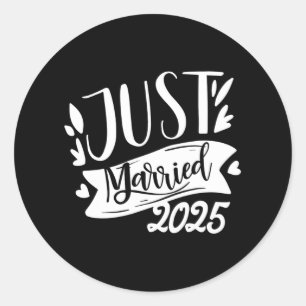 Sticker Rond Amusant Juste Marié 2025 Mignonne Mariée Et Groom 