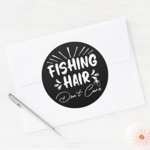 Sticker Rond Amusant pêcheur, les cheveux de pêche s'en fiche