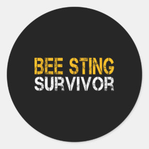 Sticker Rond Amusante Bee Sting Survivante Enfants Gardiens d'a