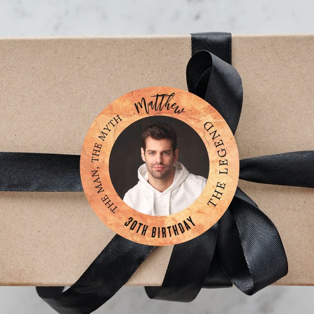 Sticker Rond Anniversaire marron terracotta photo homme mythe l (Créateur téléchargé)