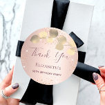 Sticker Rond Anniversaire rose or eucalyptus parties scintillan<br><div class="desc">Pour une fête d'anniversaire de 50ème anniversaire (ou de n'importe quel âge). Un arrière - plan métallique à l'aspect faux rose à la parties scintillant brillant et à l'eucalyptus doré. Personnalisez et ajoutez un nom et 50 ans. Avec le texte : Merci écrit avec un script de style à la...</div>