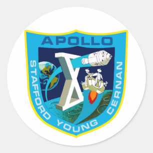 Sticker Rond Apollo 10 :  À la lune encore !