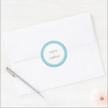 Sticker Rond Aqua Bold Border Mariage moderne<br><div class="desc">Autocollants de mariage modernes avec un design simple mais élégant avec vos noms à l'intérieur d'une double bordure. La palette de couleurs peut être modifiée dans l'outil d'édition de conception.</div>