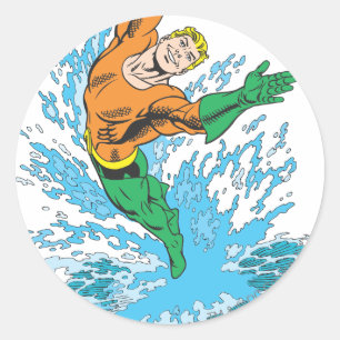 Sticker Rond Aquaman saute dans la vague