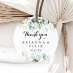 Sticker Rond Aquarelle Eucalyptus Merci mariage Faveur<br><div class="desc">Cet eucalyptus aquarelle merci mariage faveur classique collant rond est parfait pour un mariage rustique. Cette conception artistique présente un feuillage vert d'eucalyptus dessiné à la main, aquarelle, inspirant la beauté naturelle. Faites de l'autocollant votre propre étiquette en incluant vos noms, l'événement (s'il y a lieu) et la date. Ces...</div>