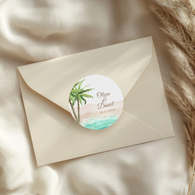 Sticker Rond Aquarelle Plage et Palmiers Mariage (Watercolor Turquoise Sandy Beach Wedding Classic Round Sticker on a wedding envelope.)