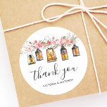 Sticker Rond Aquarelle rustique Floral Lanterne Mariage Merci<br><div class="desc">Ce Sticker en Merci Mariage présente des lanternes rustiques aquarellées,  des bougies et des fleurs roses. Pour une personnalisation plus avancée de cette conception,  veuillez cliquer sur le bouton "Personnaliser". Des articles correspondants sont également disponibles.</div>
