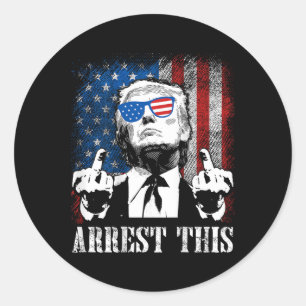 Sticker Rond Arrestation du drapeau américain Trump 2024