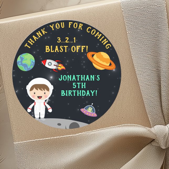 Sticker Rond Astronaut Space Birthday - Personalized Blast Off" (Créateur téléchargé)