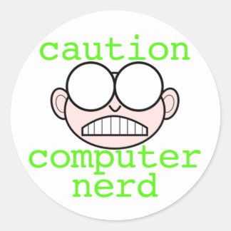 Sticker Rond Attention : Ordinateur Nerd