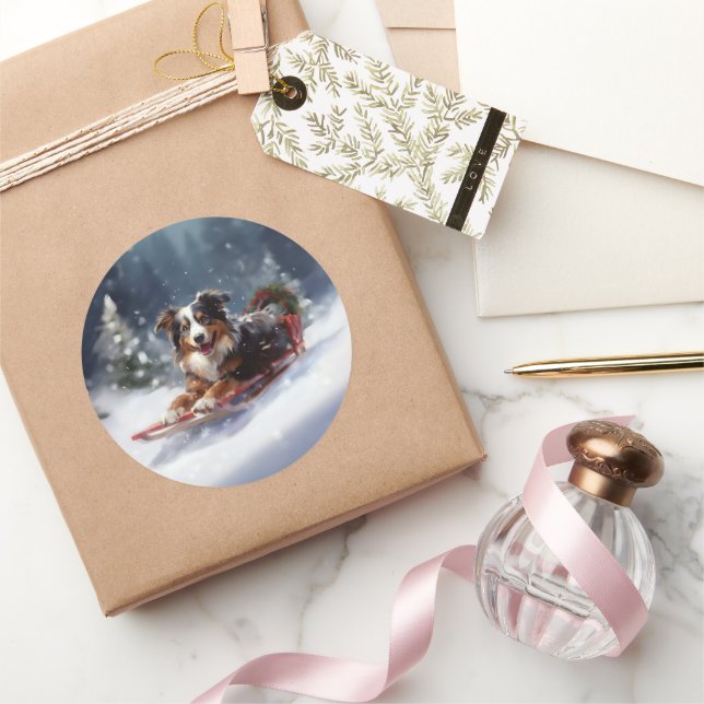 Sticker Rond Australian Shepherd hiver neige de Noël (Cadeaux)