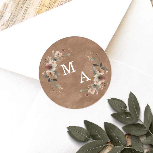 Sticker Rond Automne Terracotta Floral Wreath Mariage Monogramm (Seal your wedding details with love using our custom monogram stickers, tailored for elegance.)