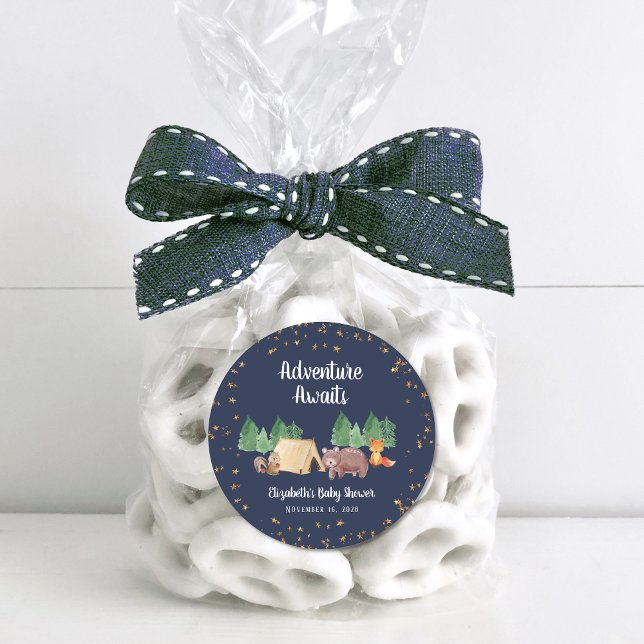 Sticker Rond Aventure Attend le Baby shower des animaux des boi (Créateur téléchargé)