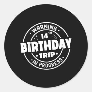 Sticker Rond Avertissement drôle de 14 ans 14e anniversaire Déb