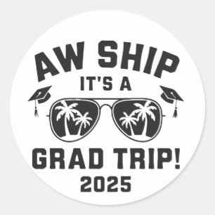 Sticker Rond Aw Ship C'est un voyage d'été 2025 correspondant