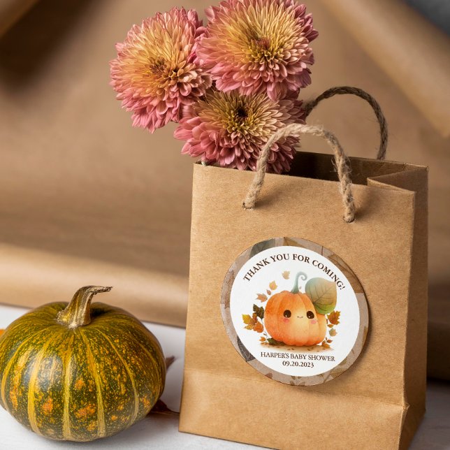 Sticker Rond Baby shower d'automne Citrouille doux (Get ready to "squash" the ordinary and embrace the extraordinary with our Fall Baby Shower theme! )
