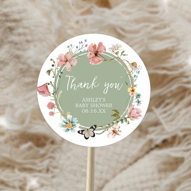 Sticker Rond Baby shower de fleurs de bébé vert Sage (Sage Green Baby Bloom Baby Shower Sticker)