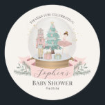 Sticker Rond Baby shower de noix roses Faveurs<br><div class="desc">Célébrez l'arrivée de votre petite prune de sucre avec cette collection magique de baby showers Pastel Pink Nutcracker. Ce magnifique décor de fête imprimable saisit la magie d'un thème de Noël Wonderland, parfait pour le jour spécial de votre fille. Téléchargeables instantanément, les designs présentent un éventail fantastique de décorations de...</div>