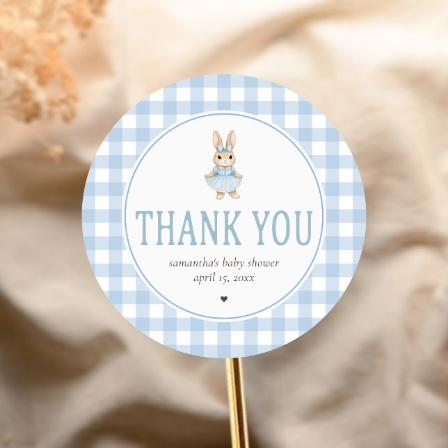 Sticker Rond Baby Shower de Somebunny (Gingham Little Bunny Baby Shower Sticker)