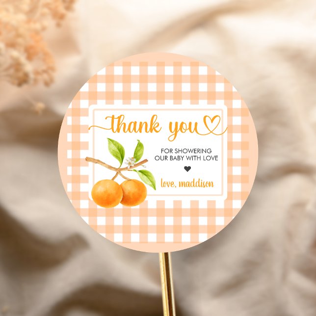 Sticker Rond Baby-Shower Gingham Orange (Little Cutie Orange Baby Shower Sticker)