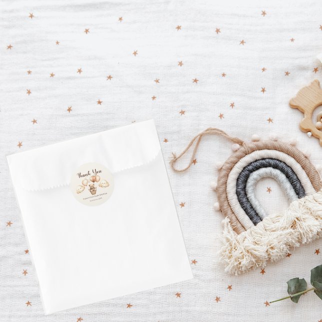 Sticker Rond Baby shower neutre à ours mou (Créateur téléchargé)