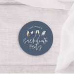 Sticker Rond Bachelorette à champagne moderne girly bleu<br><div class="desc">Bachelorette design de la partie marine bleu estivale girly moderne champagne script.</div>